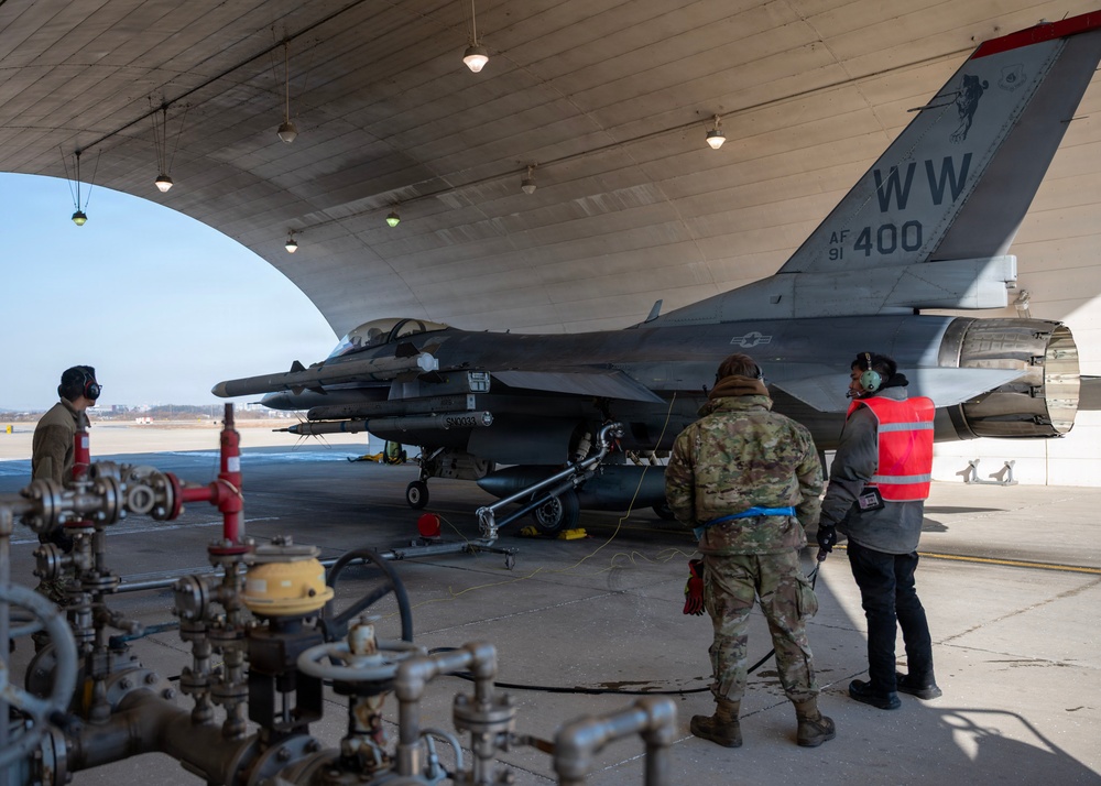 Fueling the Fight: Hot-Pit Refueling Sustains Combat Airpower at Osan