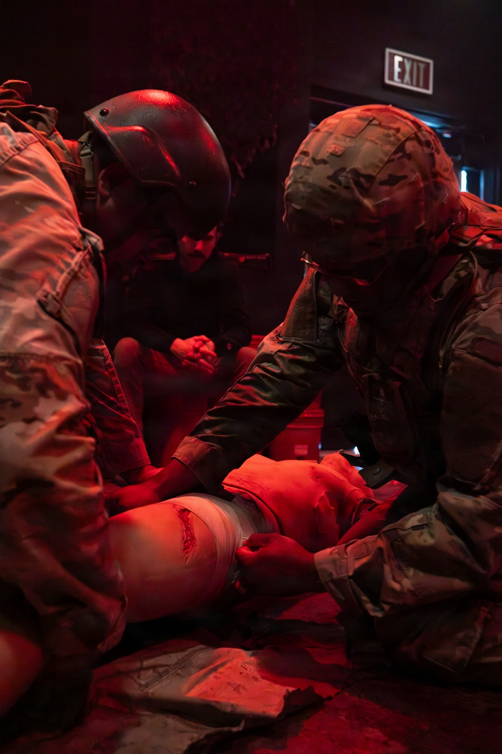 1st Special Forces Group (Airborne) medics conduct Combat Lifesavers course
