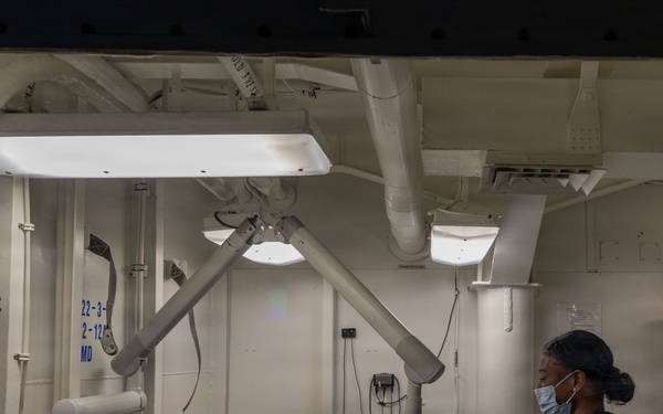 Abraham Lincoln conducts X-rays