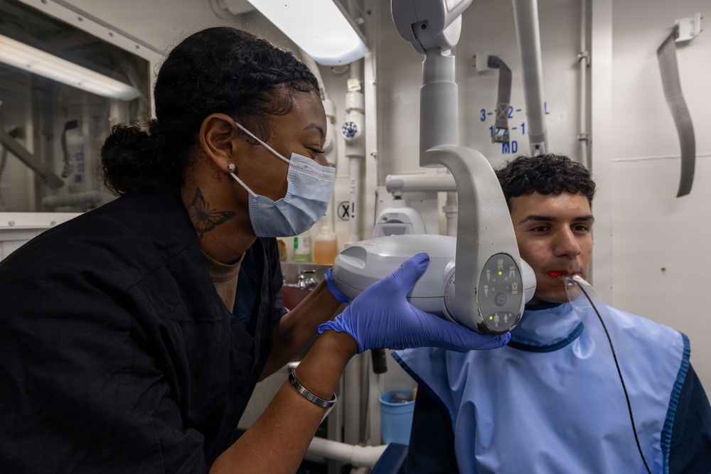 Abraham Lincoln conducts X-rays