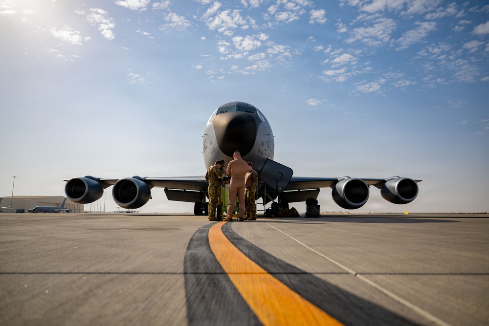 Aerial Refueling Fighting Falcons