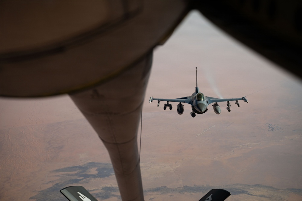 Aerial Refueling Fighting Falcons