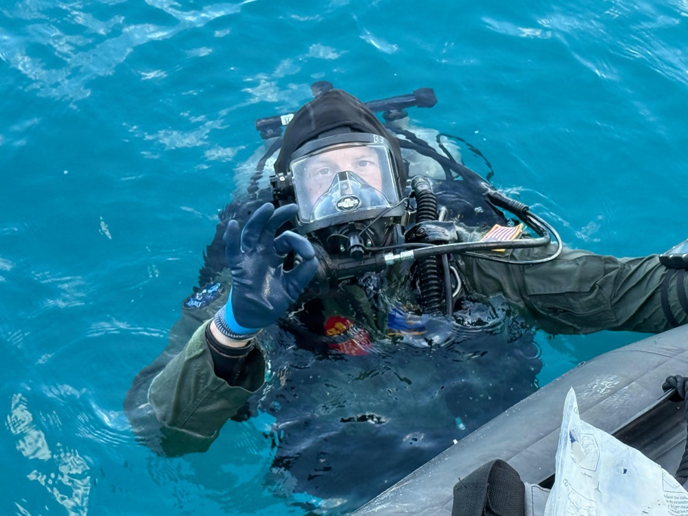 Seabees Divers Reinforce Maritime Force Protection at Naval Support Activity (NSA) Souda Bay, Greece