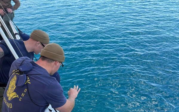 Seabees Divers Reinforce Maritime Force Protection at Naval Support Activity (NSA) Souda Bay, Greece