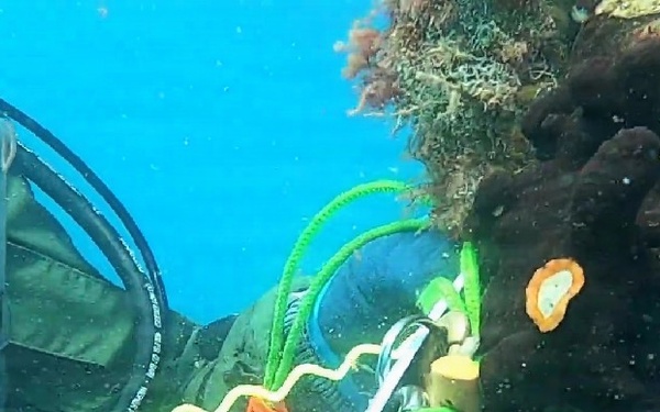 Seabees Divers Reinforce Maritime Force Protection at Naval Support Activity (NSA) Souda Bay, Greece