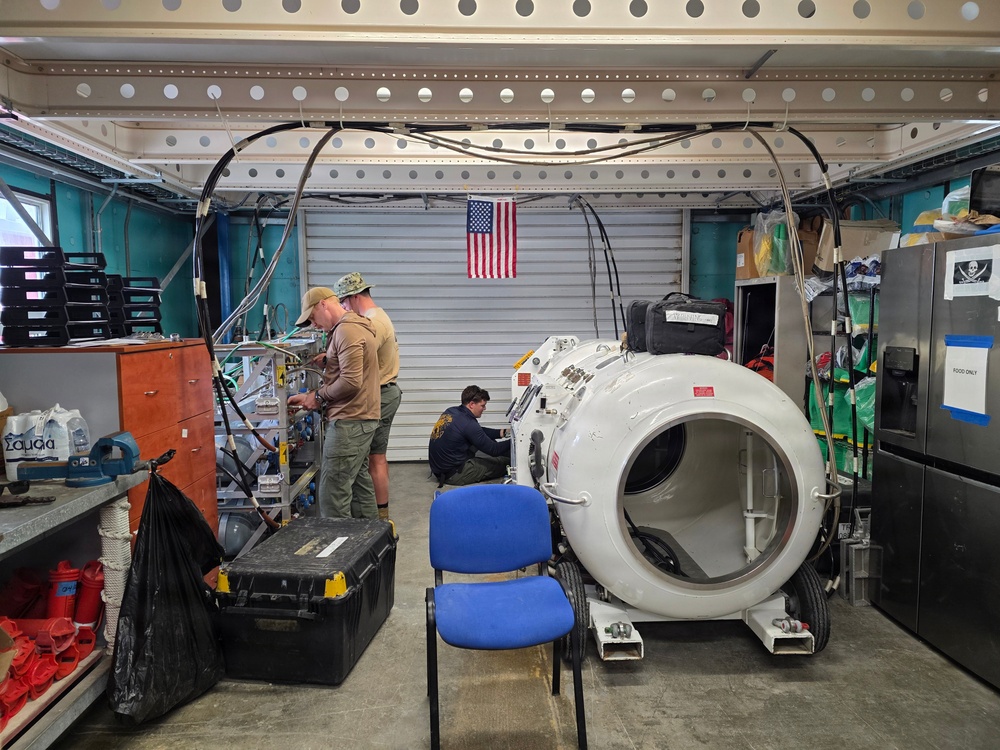 Seabees Divers Reinforce Maritime Force Protection at Naval Support Activity (NSA) Souda Bay, Greece