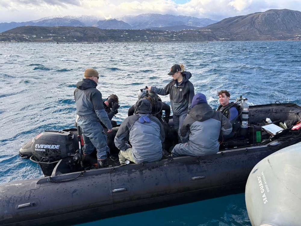Seabees Divers Reinforce Maritime Force Protection at Naval Support Activity (NSA) Souda Bay, Greece