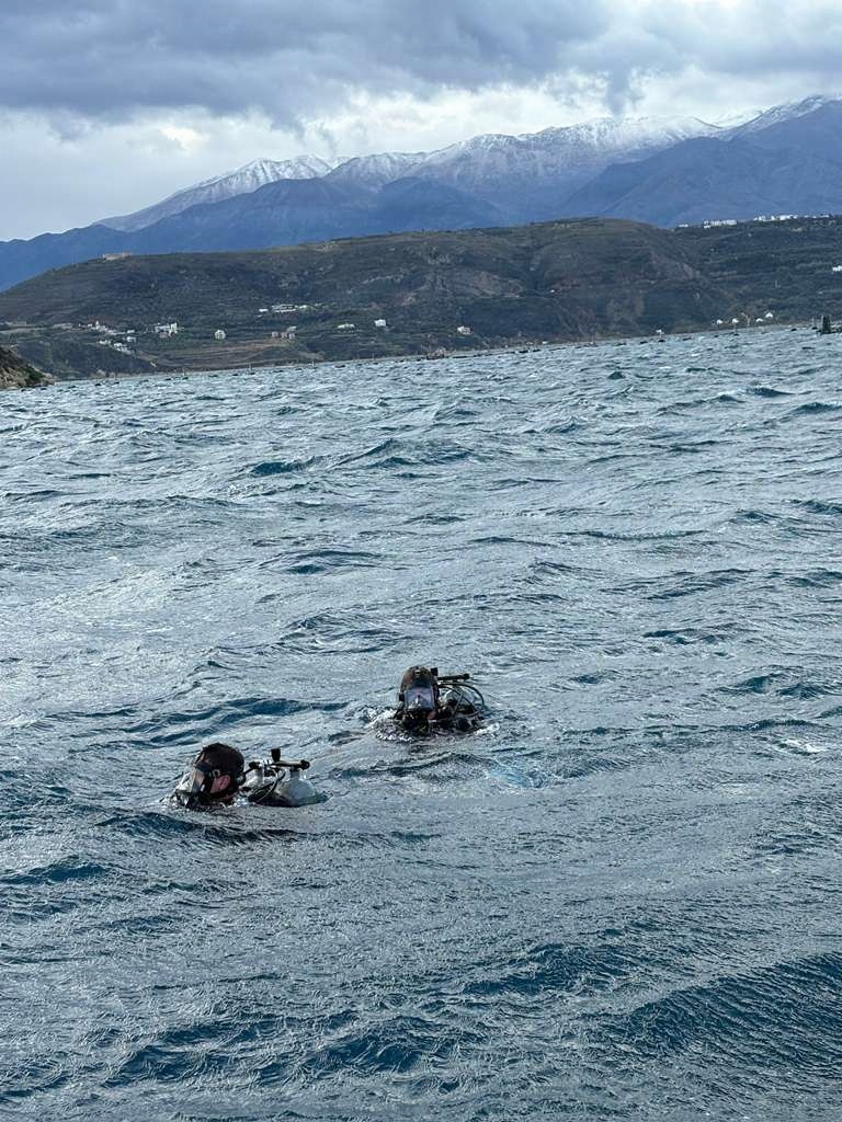 Seabees Divers Reinforce Maritime Force Protection at Naval Support Activity (NSA) Souda Bay, Greece