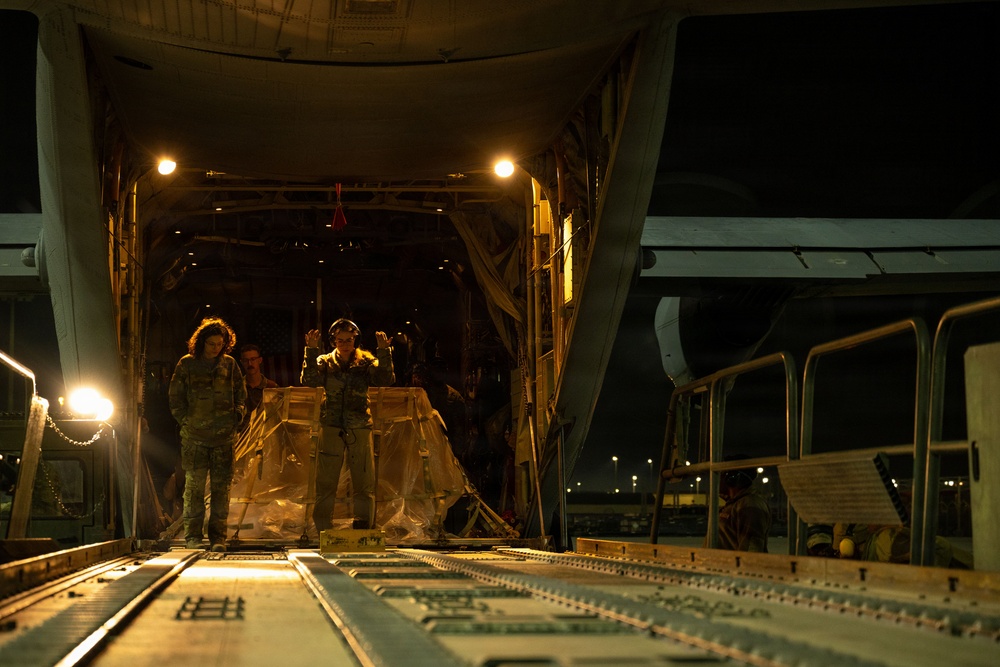 61st Expeditionary Airlift Squadron conducts airlift mission