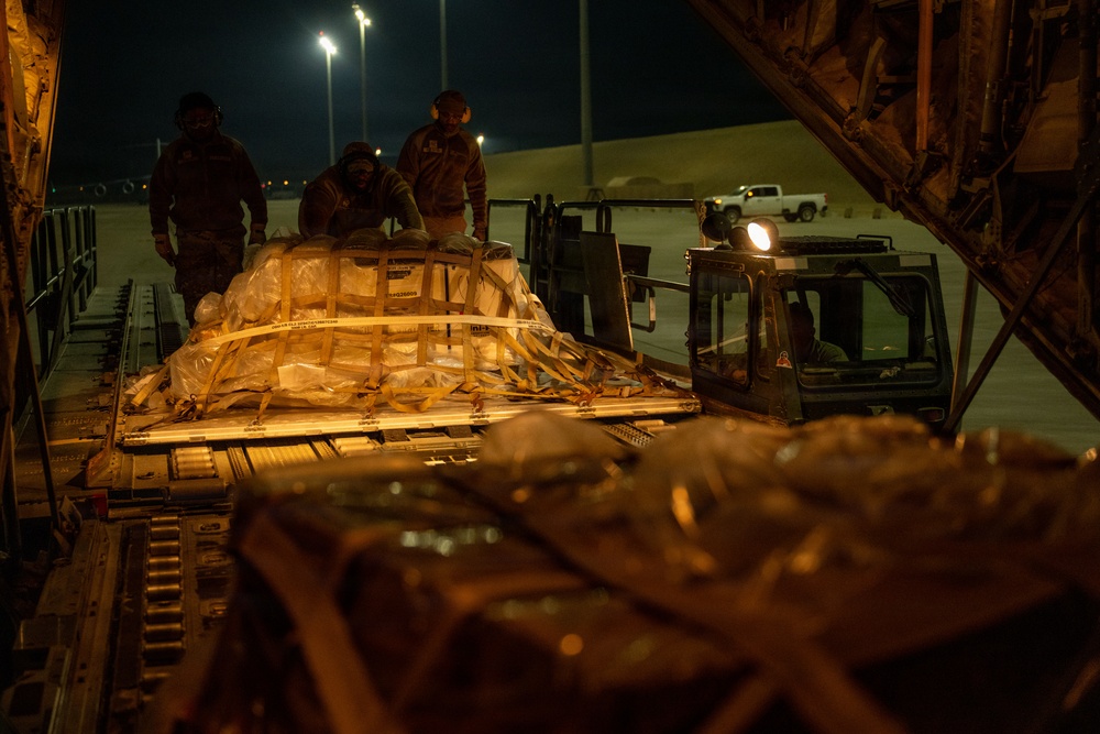 61st Expeditionary Airlift Squadron conducts airlift mission