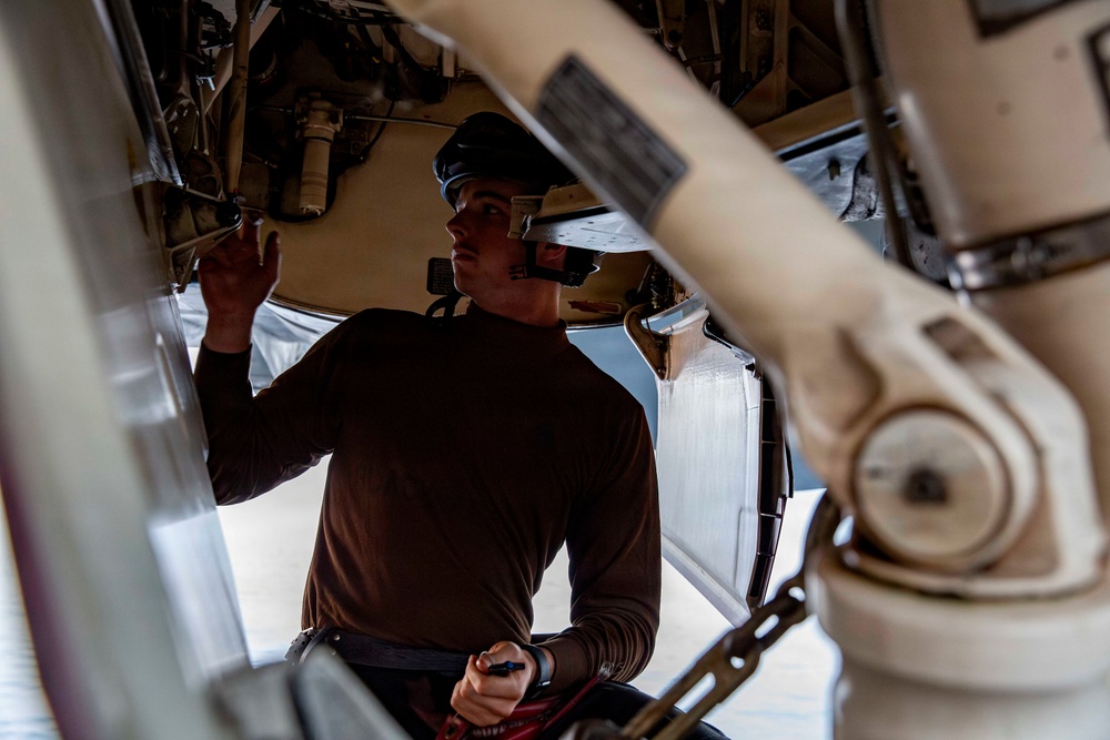 Abraham Lincoln conducts routine aircraft maintenance