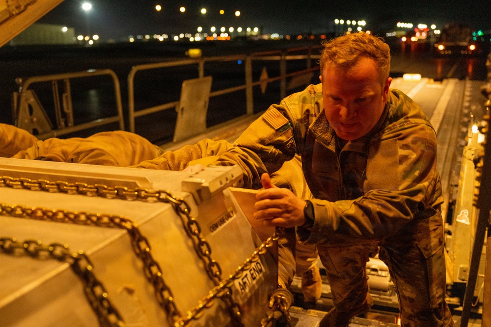 61st Expeditionary Airlift Squadron conducts airlift mission