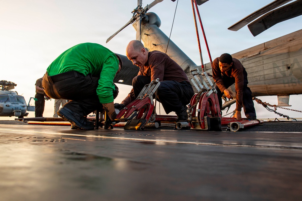 Abraham Lincoln conducts routine aircraft maintenance