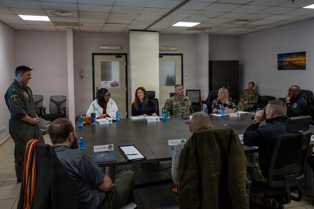 Navy Installations Command Executive Director Visits NSA Naples