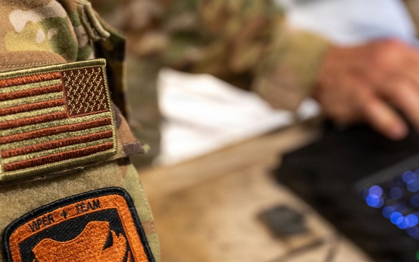 Viper Team keeps leaders connected in the sky