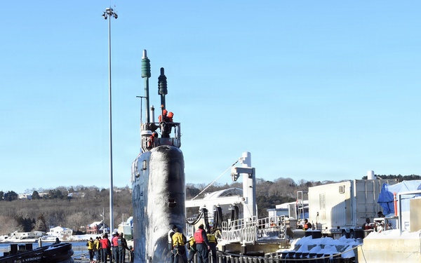 New Mexico Arrives at Naval Submarine Base New London