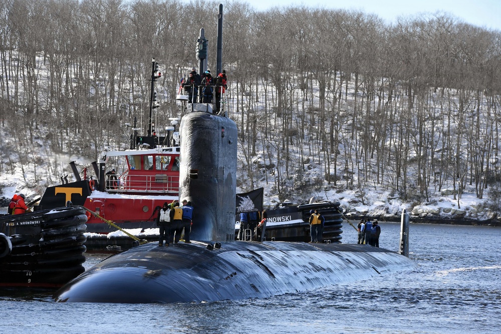 Virginia Returns to Naval Submarine Base New London