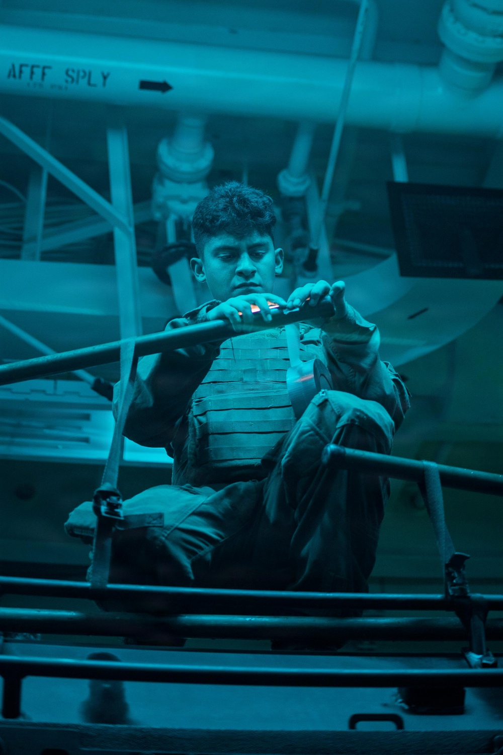 QUART 26.2: 3rd AA Bn. conduct night Ship to Shore operations onboard USS Makin Island