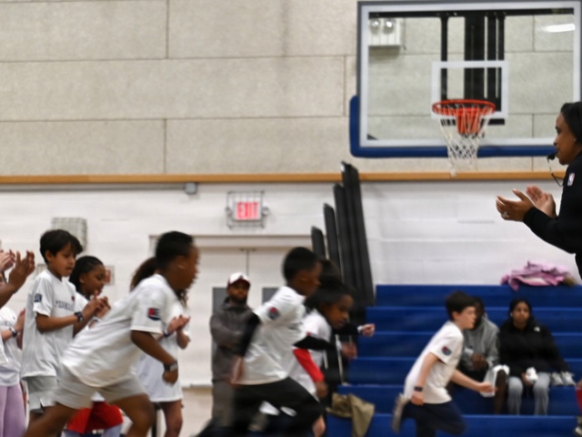 Wizards host hoops for JBAB troops, families