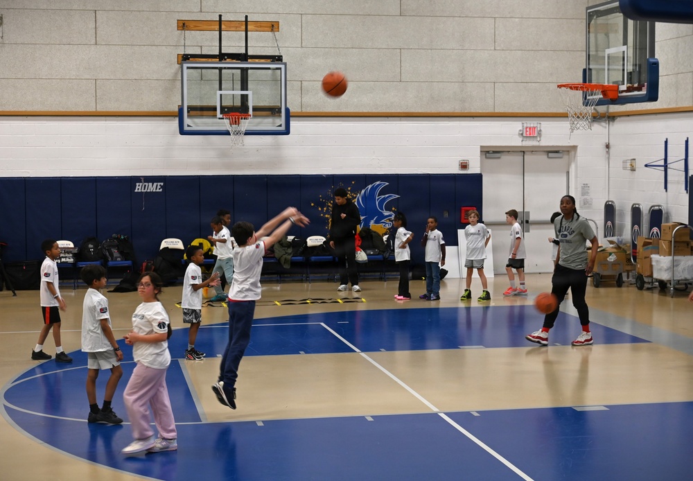 Wizards host hoops for JBAB troops, families
