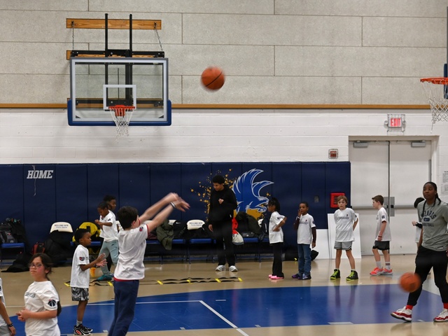 Wizards host hoops for JBAB troops, families