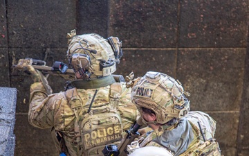 U.S. Marshals, 10th Special Forces Group (Airborne) Strengthen Interoperability Through Joint Training