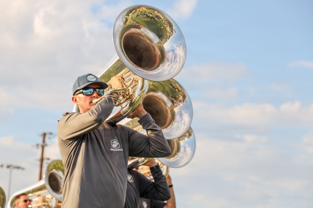 "The Commandant's Own" takes on MCAS Yuma