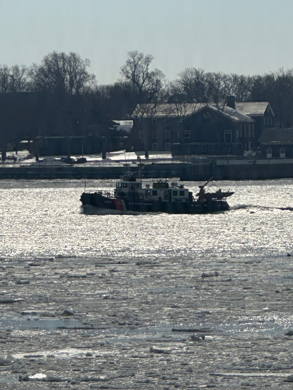 The Coast Guard Cutter Hawser successfully broke ice and freed the NYPD Harbor David after the vessel became beset.