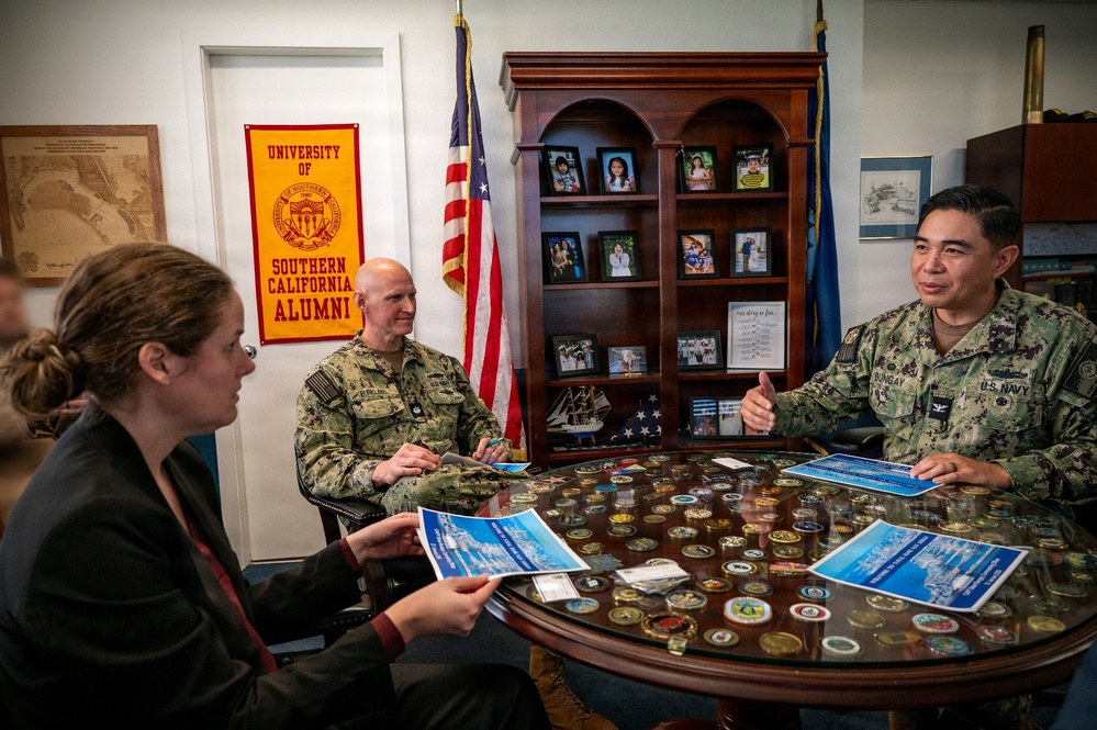 Vargas’ Staff Visit Naval Base San Diego