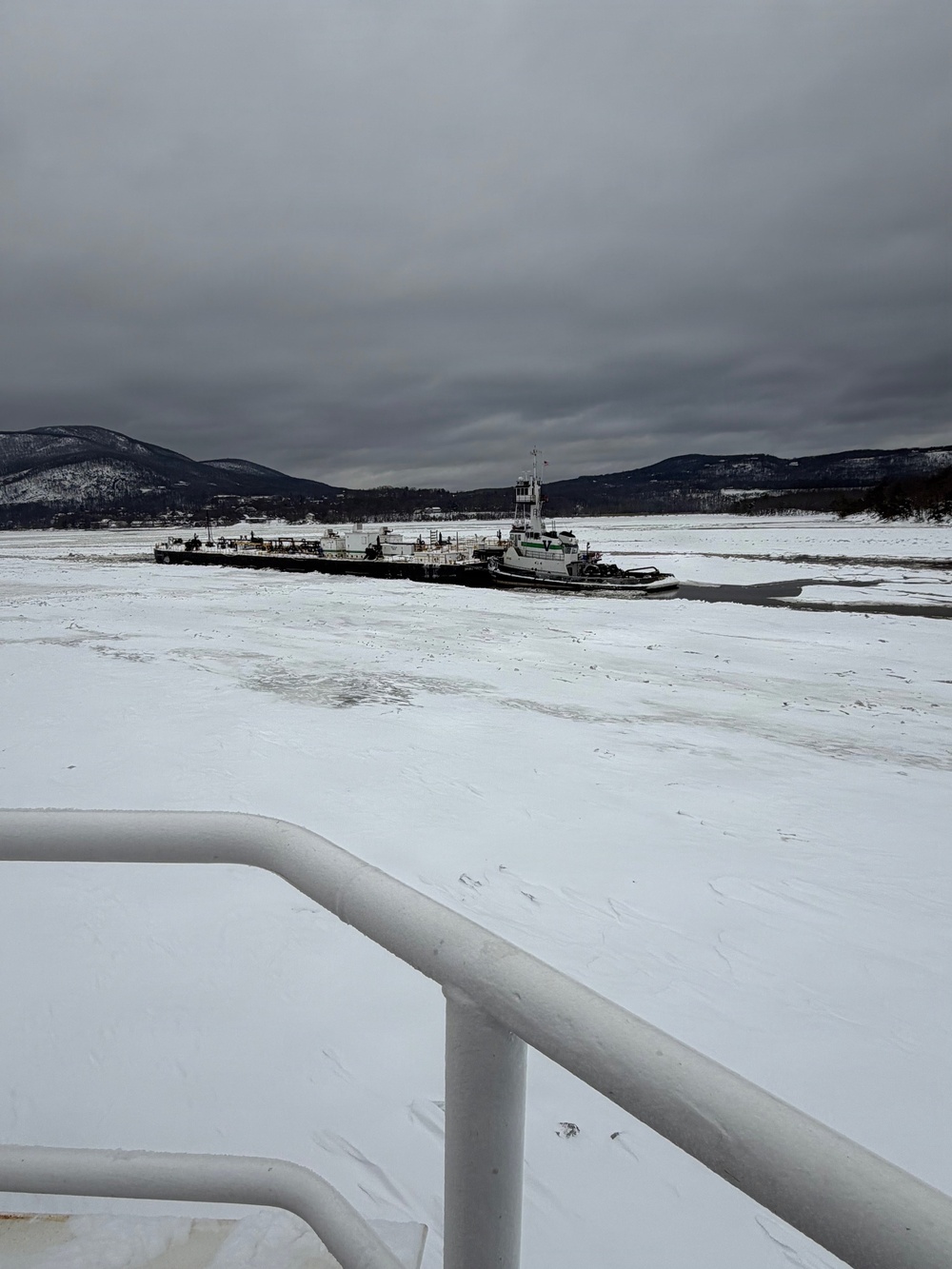 The Coast Guard Cutter Penobscot Bay, responded to a report of the tug Erin Elizabeth beset in ice near Barrytown, New York.