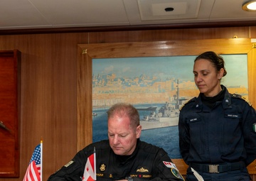 U.S. 2nd Fleet Vice Commander Visits Italian Navy Ship ITS Alpino