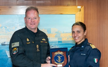 U.S. 2nd Fleet Vice Commander Visits Italian Navy Ship ITS Alpino