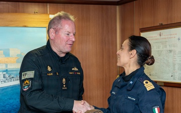 U.S. 2nd Fleet Vice Commander Visits Italian Navy Ship ITS Alpino