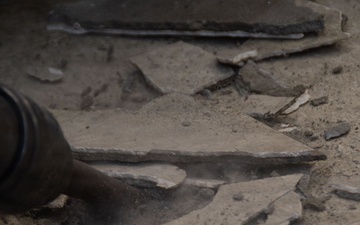 Ronald Reagan Sailors and Contractors Perform Maintenance