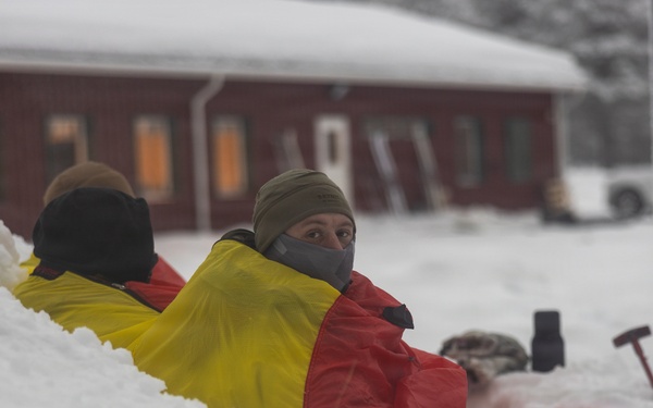 Recon Marines sharpen winter warfighting skills