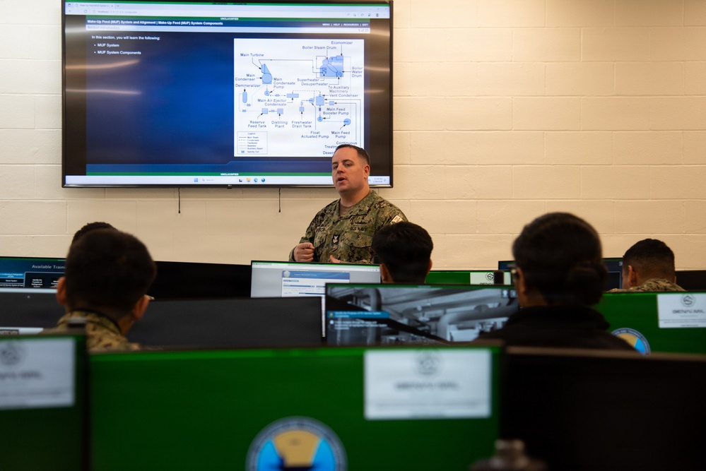 Surface Warfare Engineering Schools Command (SWESC) Great Lakes Instructors Train Next Generation of U.S. Navy Machinist's Mates