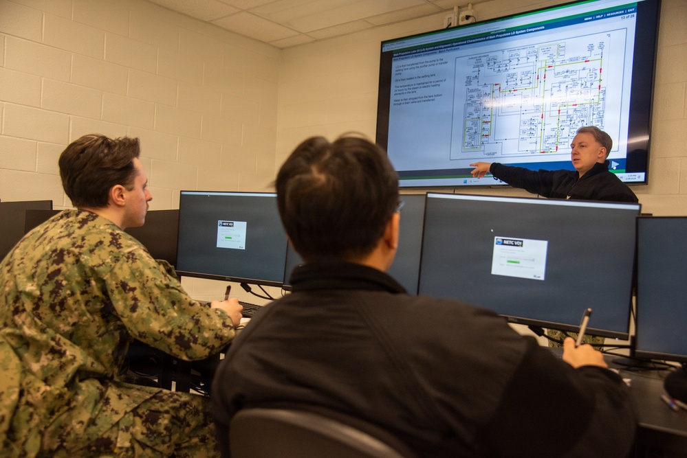 Surface Warfare Engineering Schools Command (SWESC) Great Lakes Instructors Train Next Generation of U.S. Navy Machinist's Mates