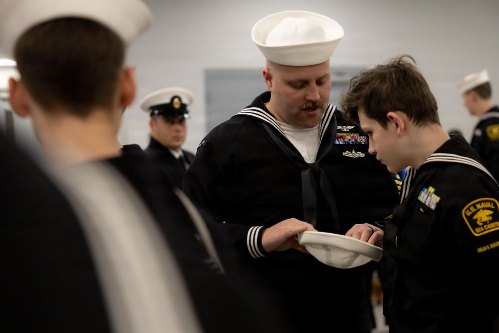 Kearsarge Sailors Visit U.S. Naval Sea Cadets Corps