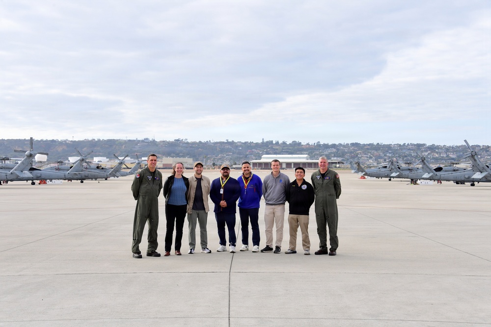 Congressional Staff Delegates Visit NASNI