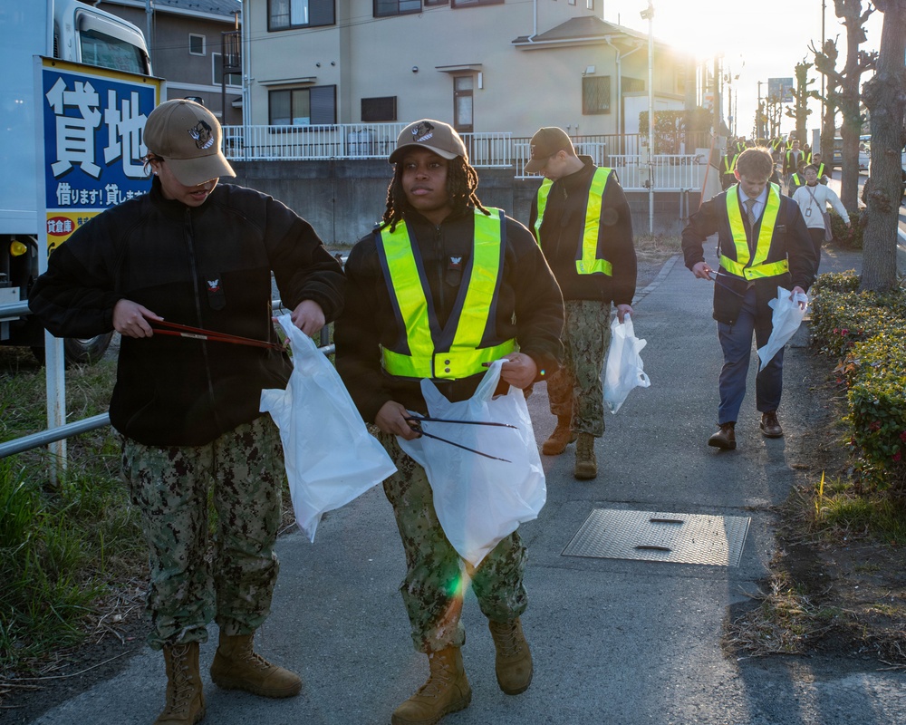 Ayase COMREL Curbside Clean Up