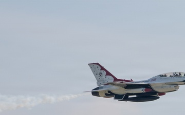 Thunderbirds visit Travis ahead of Air Show