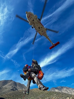 Navy SAR Team Executes Rapid Medical Evacuation After F-16 Ejection Near China Lake