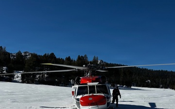 Navy SAR Team Executes Rapid Medical Evacuation After F-16 Ejection Near China Lake