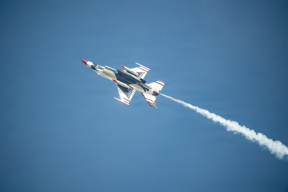 Thunderbirds visit Travis ahead of Air Show
