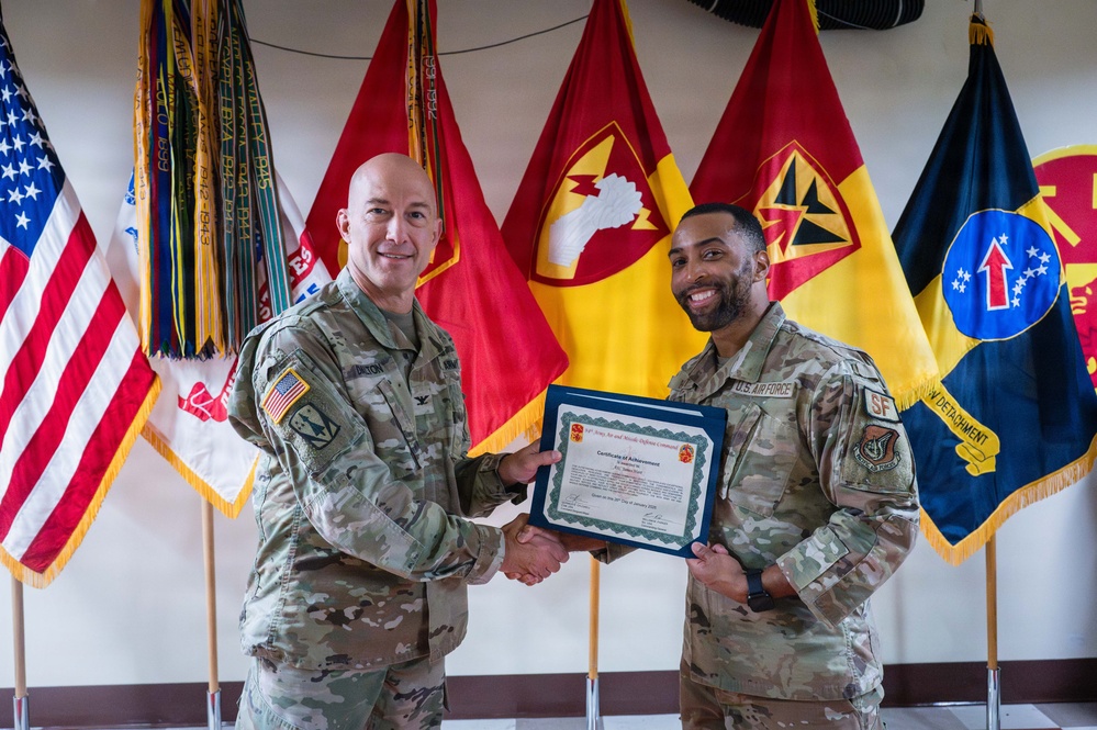 94th AAMDC Hosts Joint Combatives Training