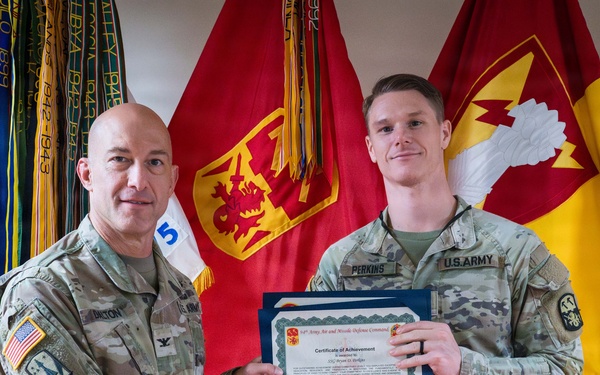 94th AAMDC Hosts Joint Combatives Training