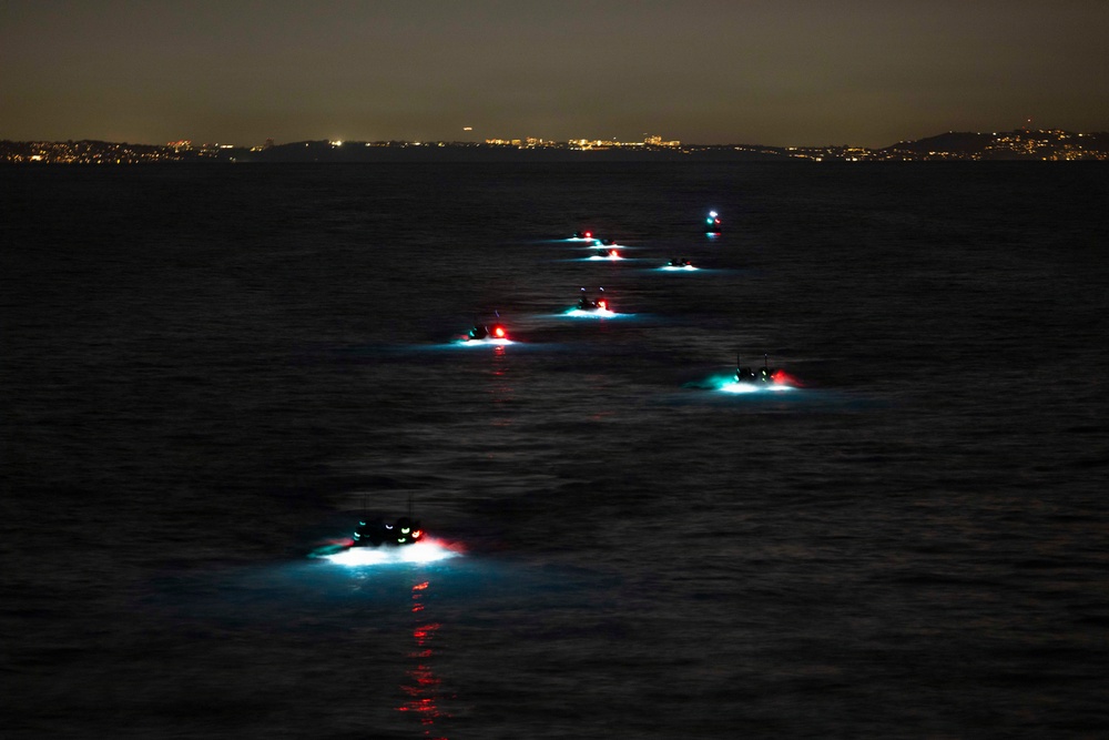 QUART 26.2: 3rd AA Bn. conducts night operations aboard USS Makin Island