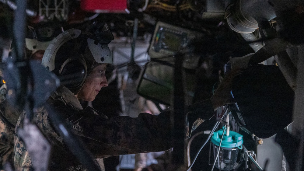 11th MEU Marines, Sailors Conduct Medical Training Aboard USS Boxer
