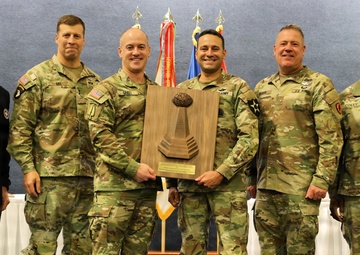 2nd Battalion (Assault), 2nd Aviation Regiment, 2nd Combat Aviation Brigade, 2nd Infantry Division Wins Combat Support and Overall Top Aviation Battalion of the Year Overall Top Aviation Battalion of the Year Lt. Gen. Ellis D. Parker Award