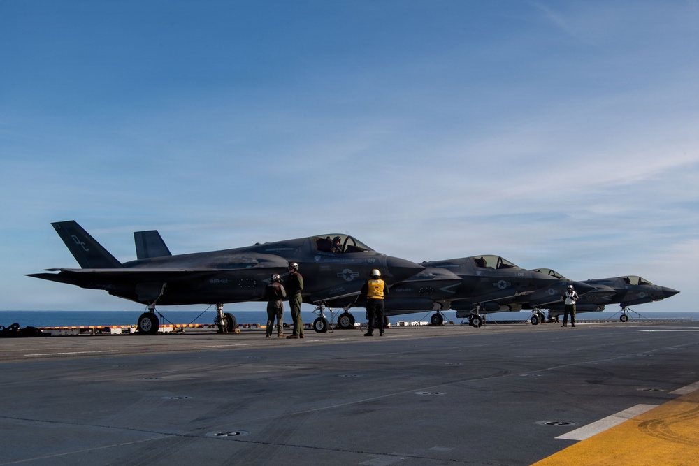 Boxer Conducts Flight Operations